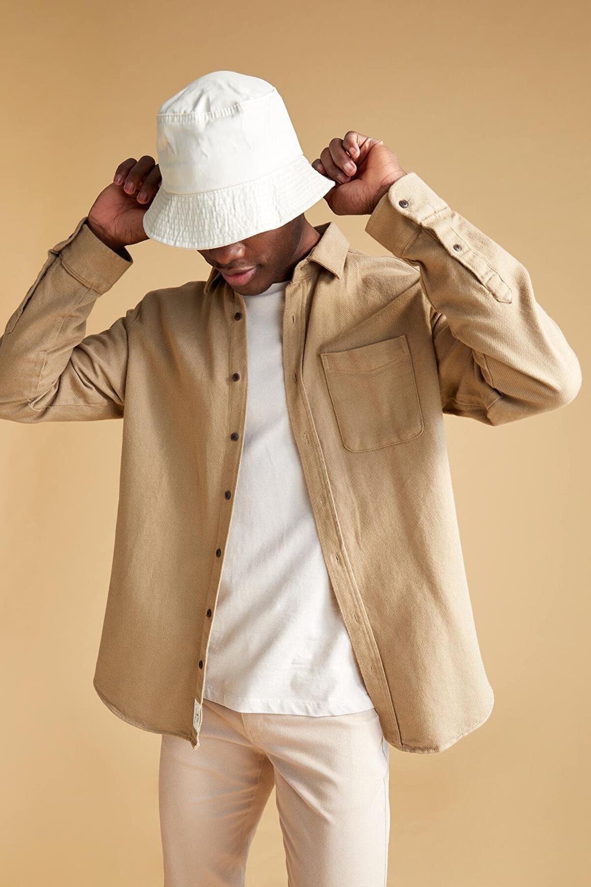 Modern Fit basic Uzun Kollu Gömlek